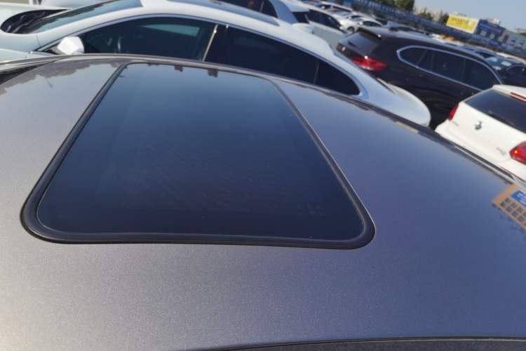 Used Hyundai Elantra 2015 1.6L Automatic Leading Model