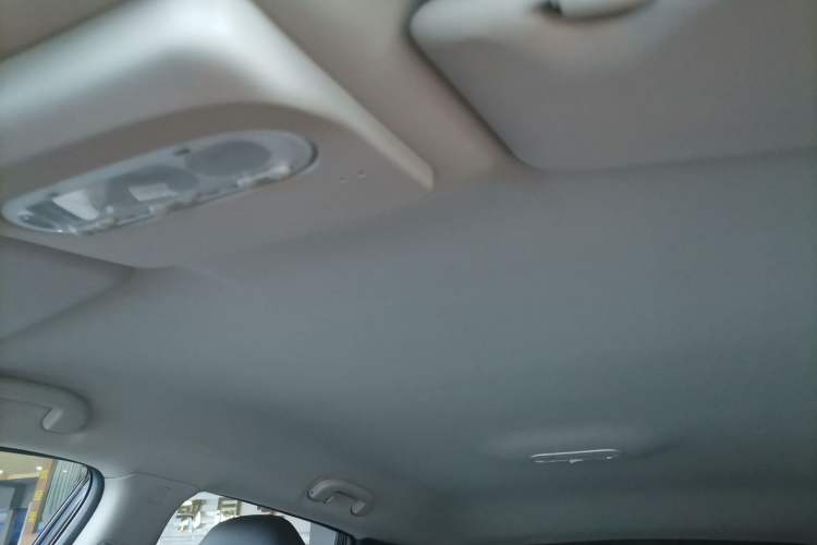 TDK.VehicleDetails.img