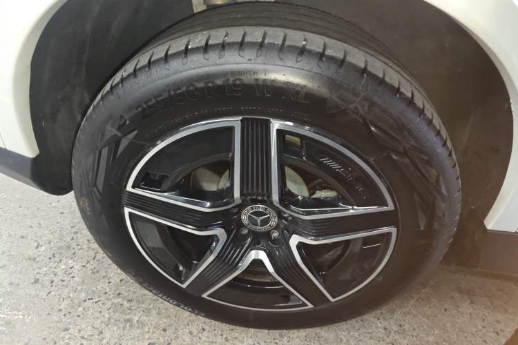 Used Mercedes-Benz GLC Coupe 2024 GLC 260 4MATIC Coupe SUV
