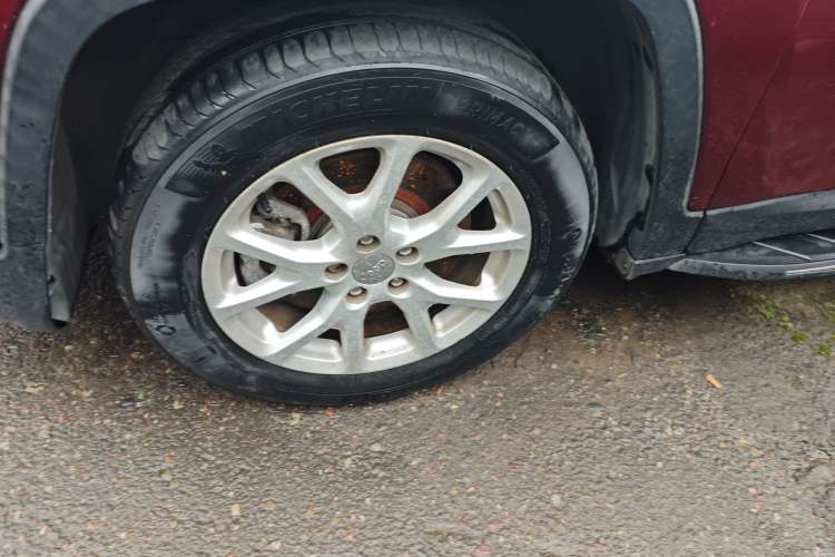 Used  Cherokee 2016 2.4L Leading Edition