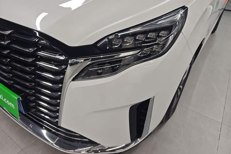 Used Buick GL8 2023 ES Lu Zun Comfort Model
