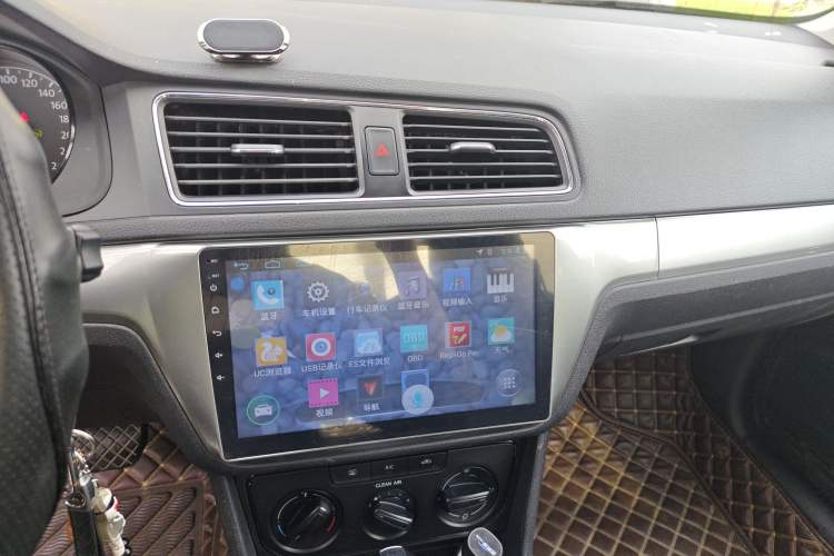 Used Volkswagen Lavida 2015 1.6L Automatic Fashion Edition