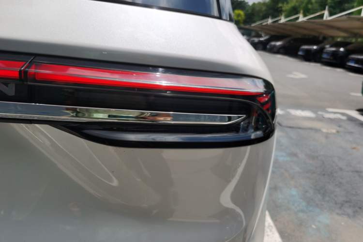 Used Lincoln Corsair 2024 2.0T Four-Wheel Drive Prestige Edition
