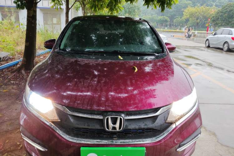 Used Honda Jade 2017 1.8L automatic Comfort version 5 seats
