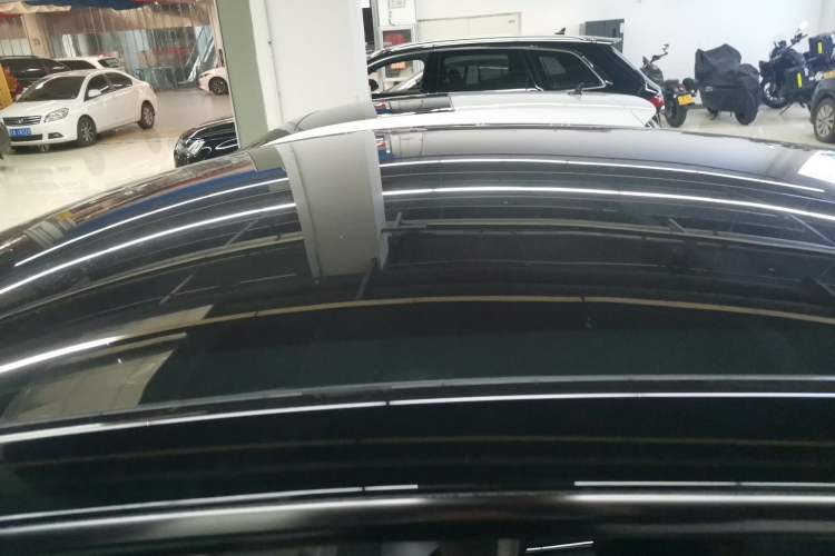 Used Tesla Model Y 2023 Rear-Wheel-Drive Version
