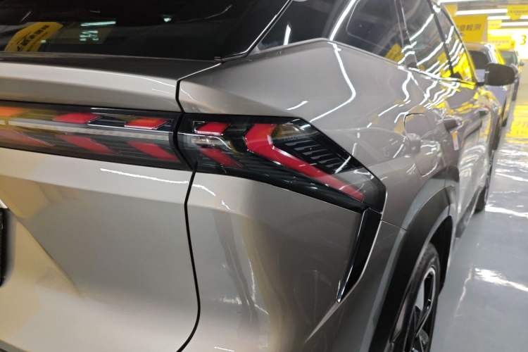 Used  L7 2023 1.5T 115 km Starship