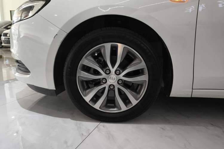 Used Buick GT 2018 18T Automatic Elite Model