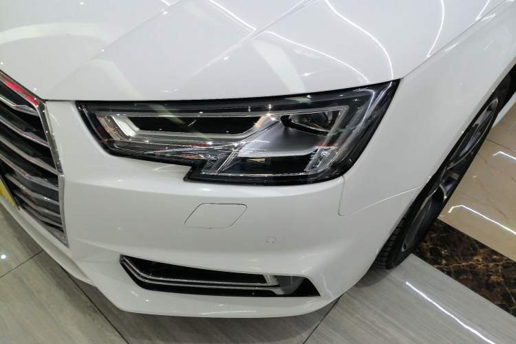 Used Audi A4L 2019 40 TFSI Ambition China VI