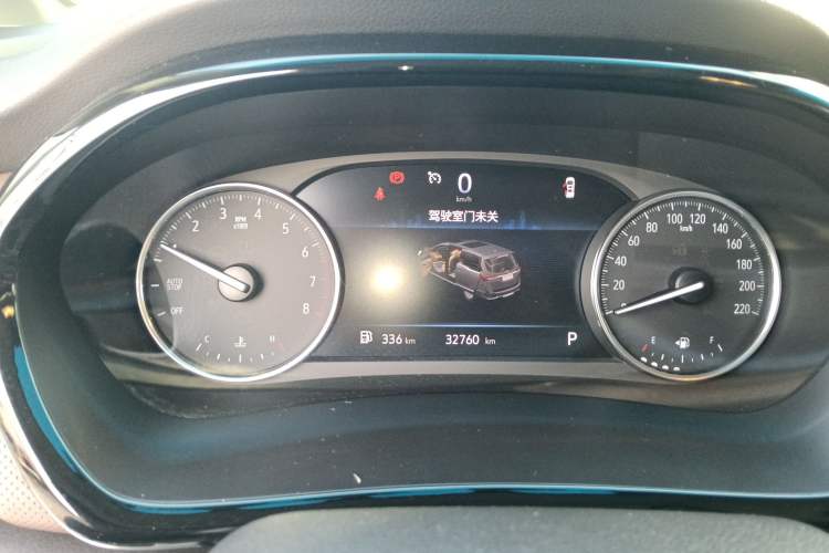 Used Buick GL8 2022 Land Executive Class 652T Prestige Model