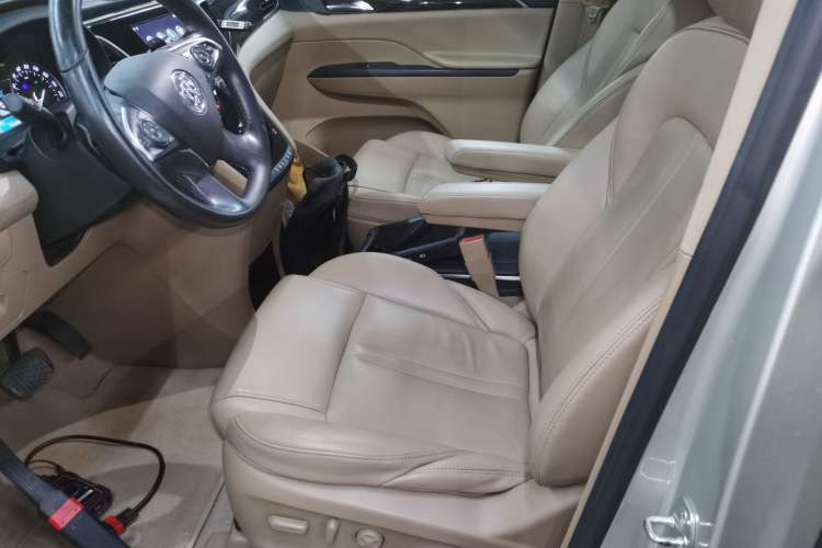 Used Buick GL8 2018 ES 28T Luxury Model China VI Standard
