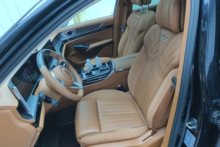 Used Hongqi H9 2024 2.0T Qichang Private Enjoyment Luxury Edition
