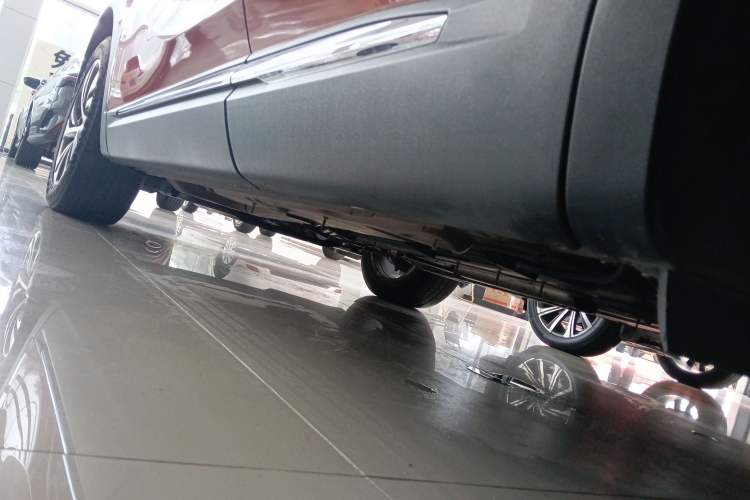 Used Buick Envision 2020 Encore S 652T Four-Wheel Drive Luxury Model
