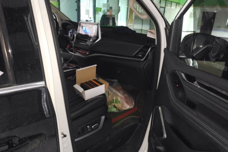 Used SAIC MAXUS G20 2021 PLUS 2.0T Gasoline Automatic Luxury Edition
