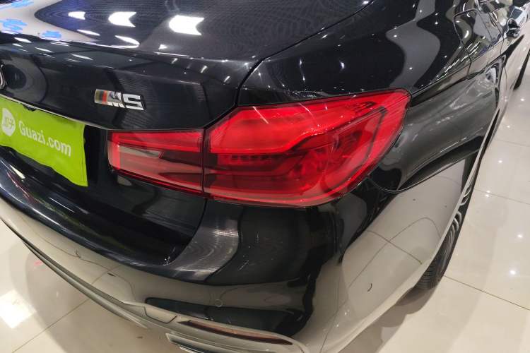 Used BMW 5 Series 2018 530Li Leading Model M Sport Package