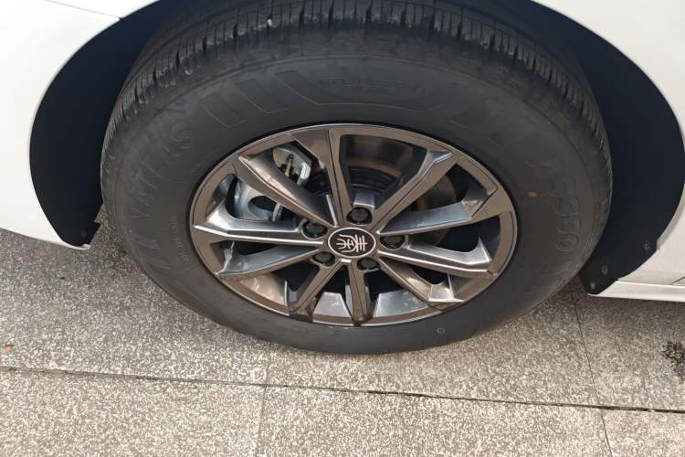 Used BYD Qin PLUS 2021 EV 400KM Leading Comfort Edition
