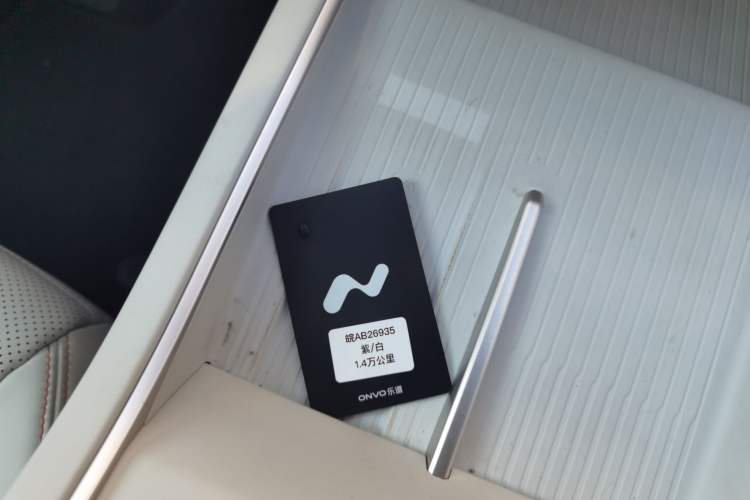 Used ONVO L60 2024 60 kWh All-Wheel Drive
