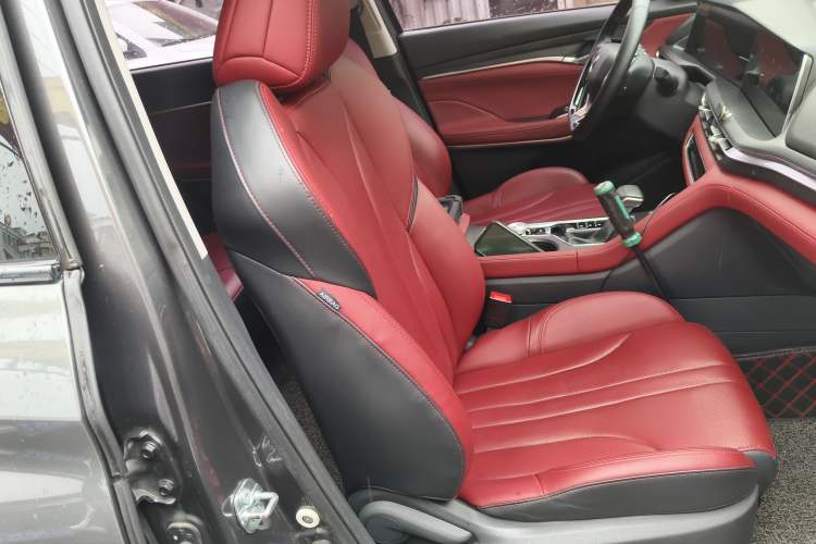 Used Changan CS75 PLUS 2021 1.5T Automatic Luxury Version
