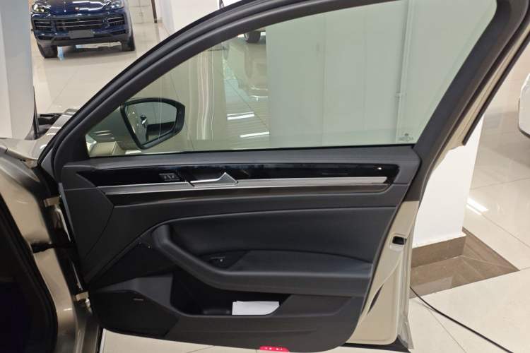 Used Volkswagen Phideon 2018 Revised Version 380TSI Two-Wheel Drive Business Edition