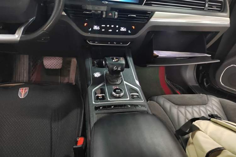 Used Hongqi HS5 2022 Revised Version 2.0T Smart Connect Flagship Edition

