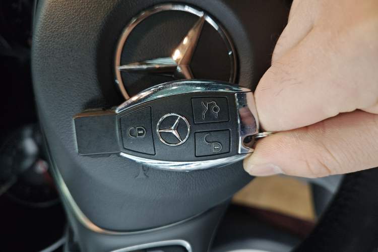 Used Mercedes-Benz GLC 2018 GLC 300 4MATIC Sport Edition
