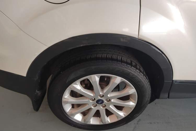 Used Ford Kuga 2015 1.5L GTDi Two-Wheel-Drive Comfort Model