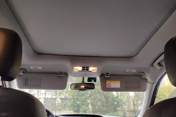 Used Toyota Highlander 2017 2.0T Four-Wheel Drive Luxury Edition 7 Seats