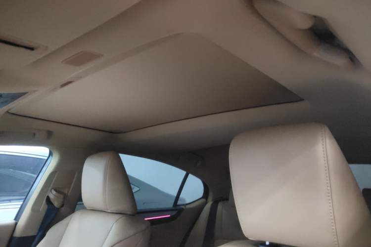 Used Lexus ES 2025 200 Premium Edition