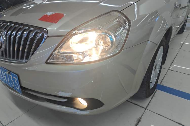 Used Buick Excelle 2013 1.5L Automatic Classic Model
