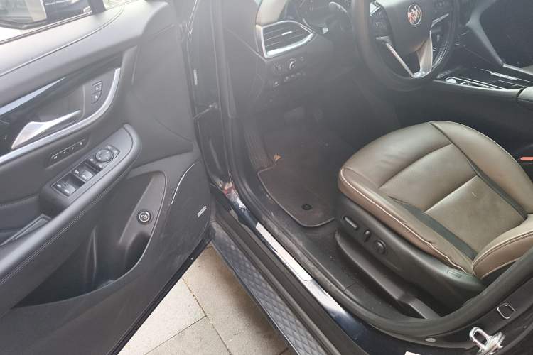 Used Buick Enclave 2020 28T Four-Wheel Drive Luxury Flagship Edition
