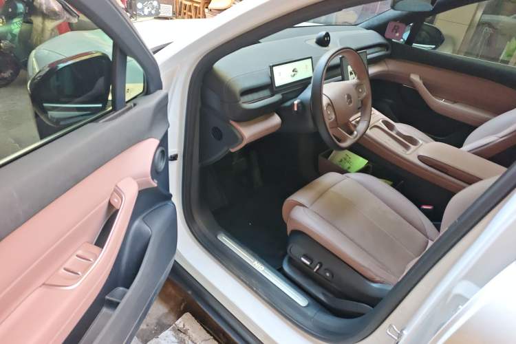 Used Nio EC6 2024 75 kWh