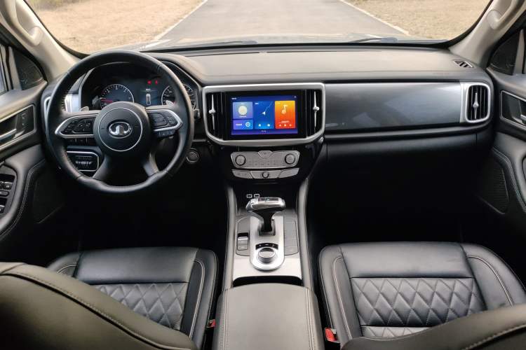 Used Great Wall Poer 2021 2.0T Global Version Passenger Automatic Diesel Two-Wheel Drive Comfort Trim Standard Cab GW4D20M
