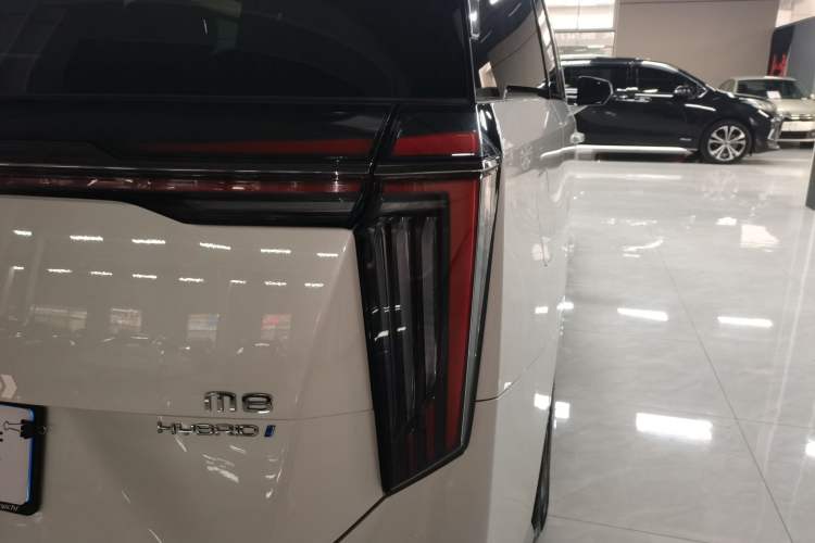 Used GAC Trumpchi M8 2023 Zongshi Series Dual-Motor YuZun Edition
