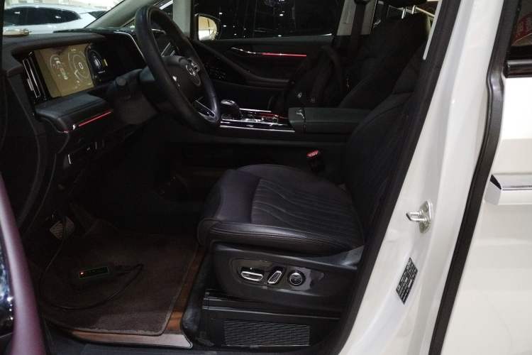 Used GAC Trumpchi M8 2024 Master Series 400T Ultimate Edition