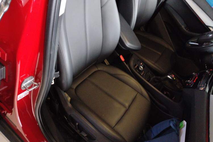 Used BMW X1 2019 sDrive20Li Leading Model
