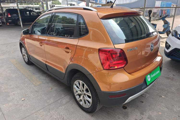 Used Volkswagen Polo 2014 1.6L Cross Polo Automatic