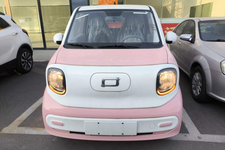 Used Bestune Pony 2024 170km Range Energizing Horse