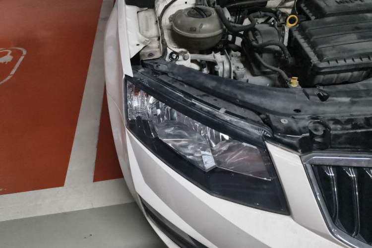 Used Skoda Octavia 2017 1.6L Automatic Smart Drive Edition