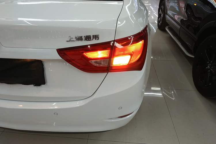 Used Buick GT 2015 15N Automatic Elite Version
