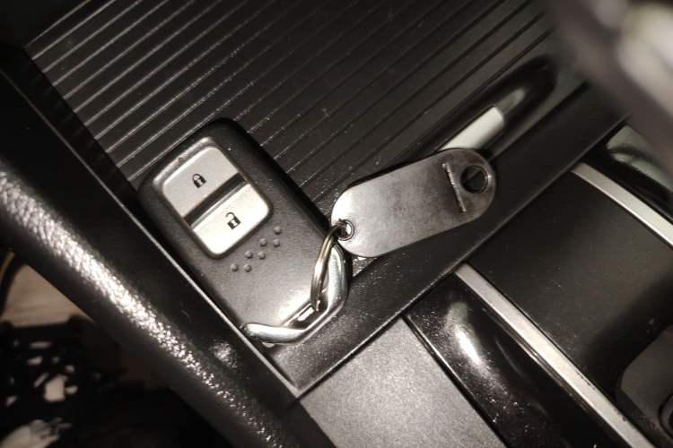 Used Honda Jade 2017 1.8L automatic Comfort version 5 seats
