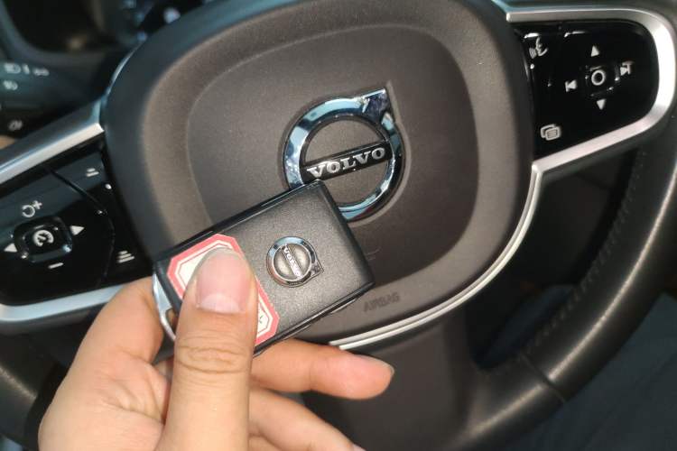 Used Volvo XC90 2021 B5 SmartDrive Luxury Edition 5-seater
