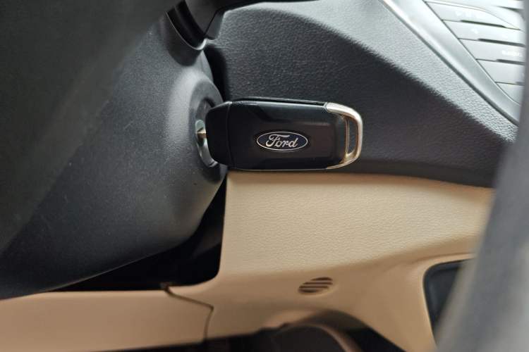 Used Ford Escort 2015 1.5L Manual Comfort Model