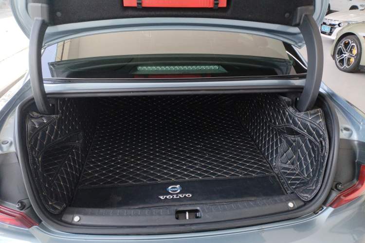 Used Volvo S90 2020 T5 Zhiyi Luxury Edition