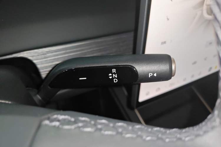 Used ONVO L60 2024 60 kWh Rear-Drive Version