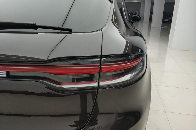 Used Porsche Macan 2021 Macan 2.0T