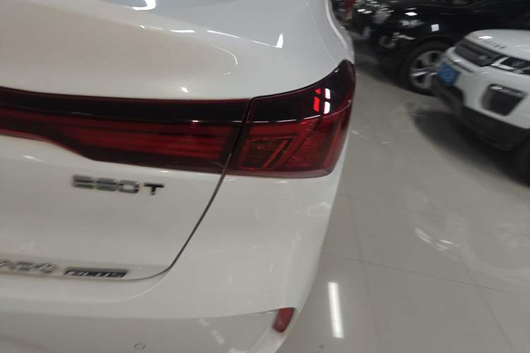 Used Changan Eado 2023 Changan Edition PLUS Blue Whale NE 1.4T GDI DCT Prestige Version