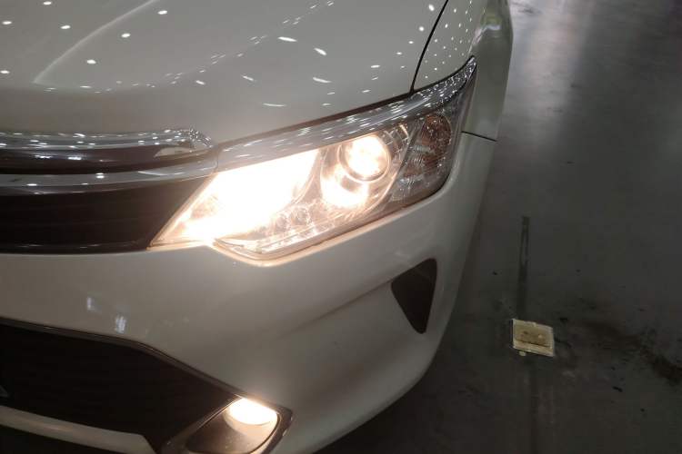 Used Toyota Camry 2016 2.0G 10th Anniversary Leading Edition
