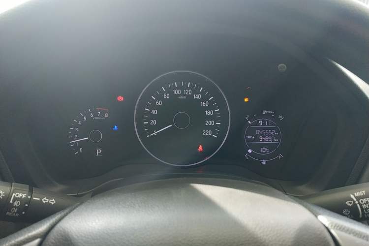 Used Honda Vezel 2020 1.5L CVT Pioneer Edition
