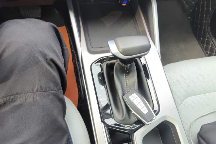 Used Geely Auto Emgrand 2022 4th Generation 1.5L CVT Flagship Model