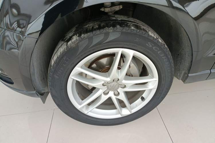 Used Audi Q5 2016 40 TFSI Comfort Model