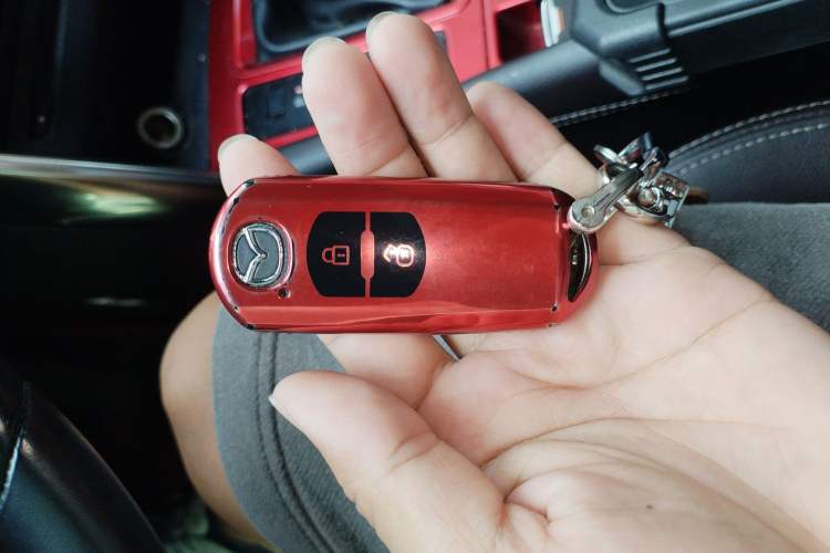 Used Mazda CX-4 2018 2.0L Automatic Two-Wheel Drive Blue Sky Luxury Edition
